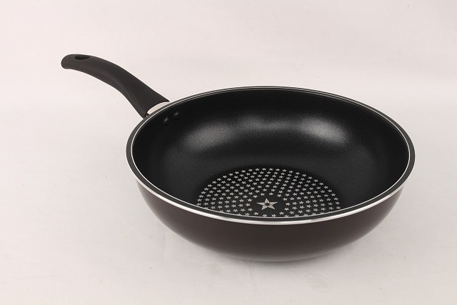 Pan for induction cooktop